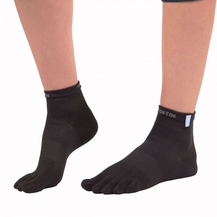 ToeToe Outdoor Trainer varvassukat, musta